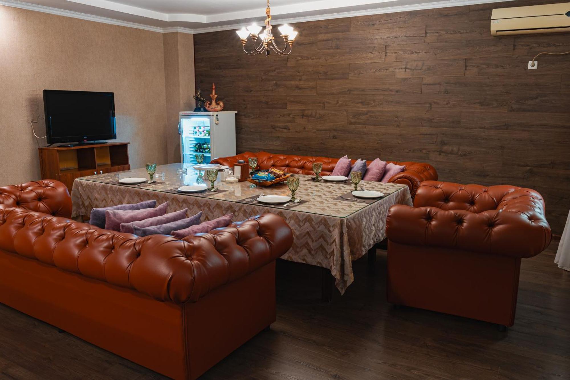 Altair Hotel 쉼켄트 외부 사진